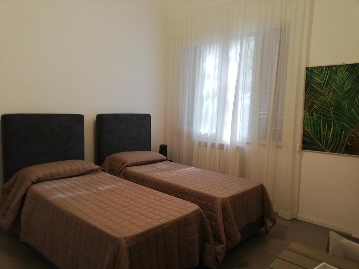 Mondello Felix - Appartamenti In Villa A 600M Dal Mare Εξωτερικό φωτογραφία